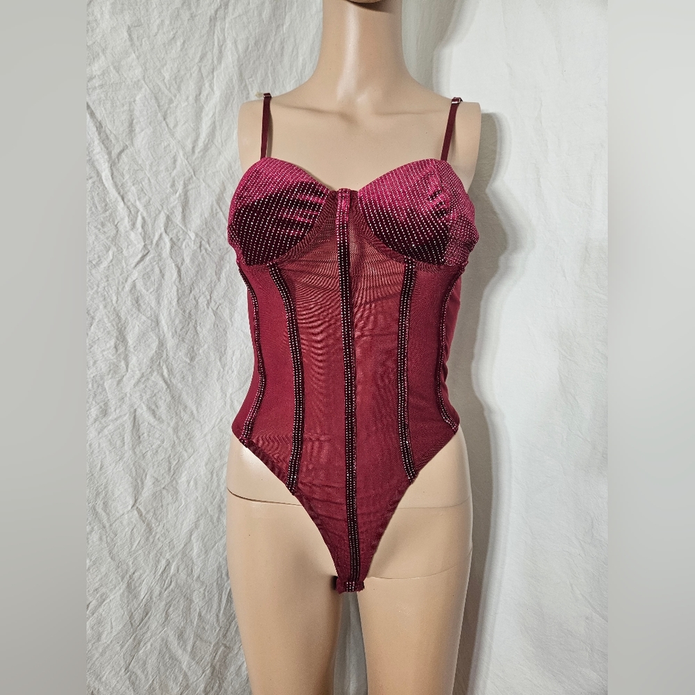 KAYLEE KOLLECTION BODY SUIT SIZE Medium Mesh